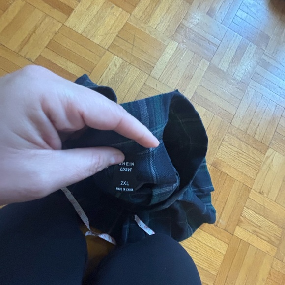 SHein plaid skirt plus size * accepting offers - Picture 3 of 5